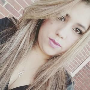 Meet your Posher, Aída yaneth